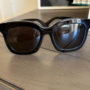 Diff Eyewear Classic Black Sunglasses